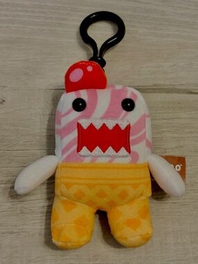 Domo Kun Plush Clip On Keychain Bag Charm Ice Cream Cone Sundae Mystery Series 1